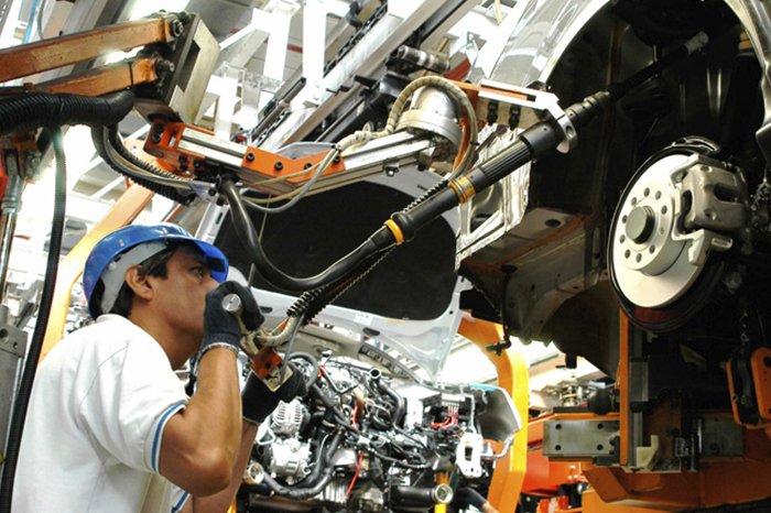Caida del 15 en la Actividad Economica de Mexico en