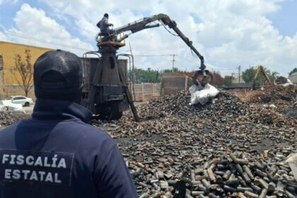 Hallan pertenencias de persona desaparecida en el incendio de Guadalajara
