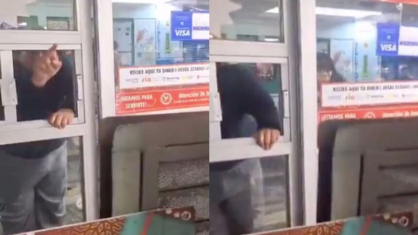 Mujeres agreden verbalmente a empleado por negarse a venderles alcohol