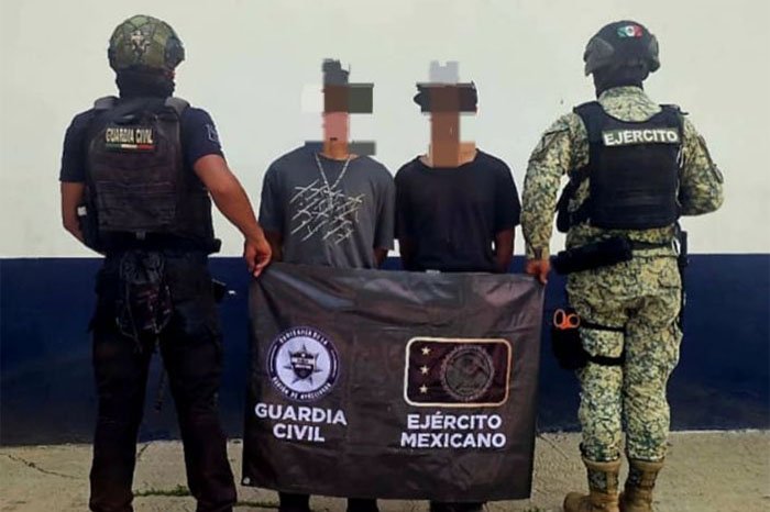 Operativo en Apatzingan Capturan a tres hombres armados y desmantelan