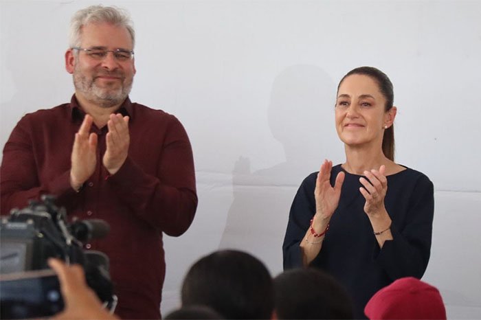 Sheinbaum Reconoce el Compromiso de Enfermeras y Enfermeros que Transforman