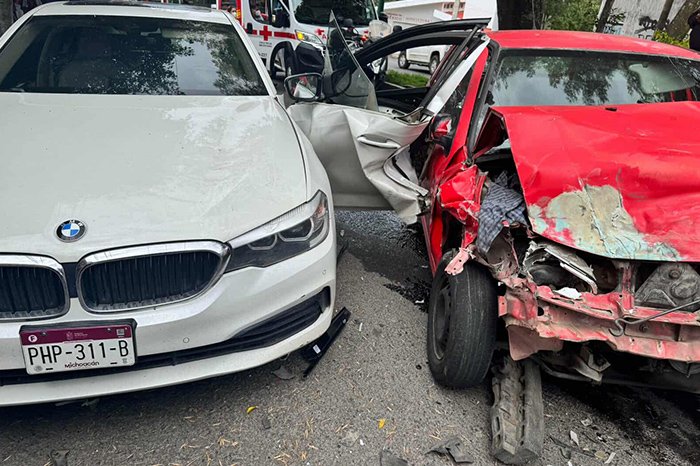 Tragedia en Morelia Automovilista fallece por infarto tras colisionar con