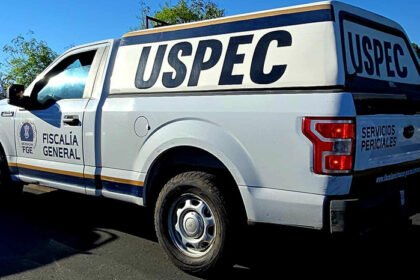 Descubren un cadaver envuelto en sabanas al borde de la