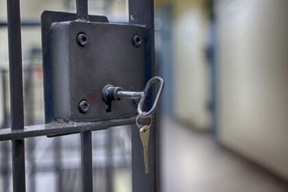 empresario y su familia son detenidos en tlalnepantla por agredir