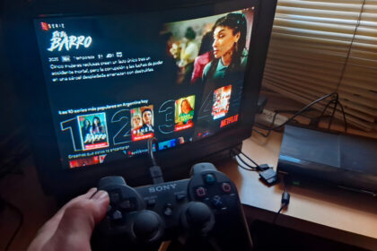 Potencializa tu PS3 en televisores antiguos para disfrutar de series de Netflix