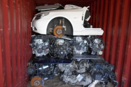 Altos costos de la verificación vehicular en Japón impulsan desmantelamiento de autos para exportación a Emiratos