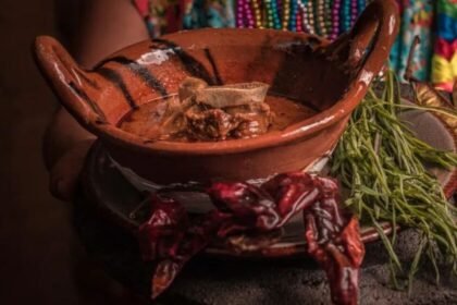 Costo elevado del platillo típico de Puebla y la Mixteca