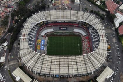 duenos de palcos demandan al estadio azteca por cobros excesivos