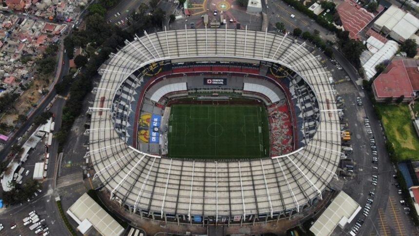 duenos de palcos demandan al estadio azteca por cobros excesivos