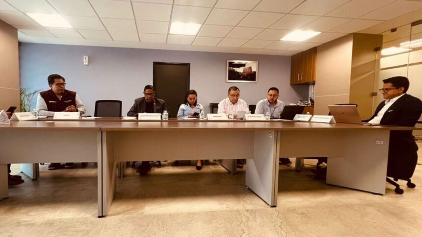 empresa de transporte de personal alquilara patrullas y ambulancias en