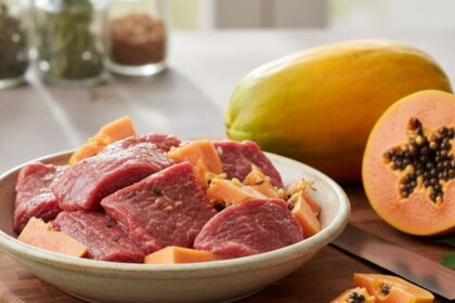 Método sencillo con papaya para lograr carne de res tierna y jugosa