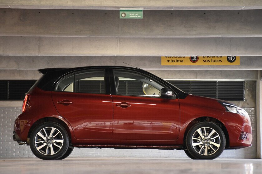 Pequeño auto con motor económico reduce su precio y se posiciona como opción confiable en México