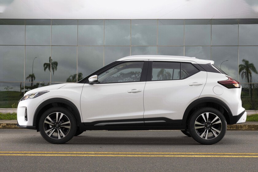 Pequeño SUV mexicano de confiabilidad comprobada y sello japonés con opción híbrida y precio reducido