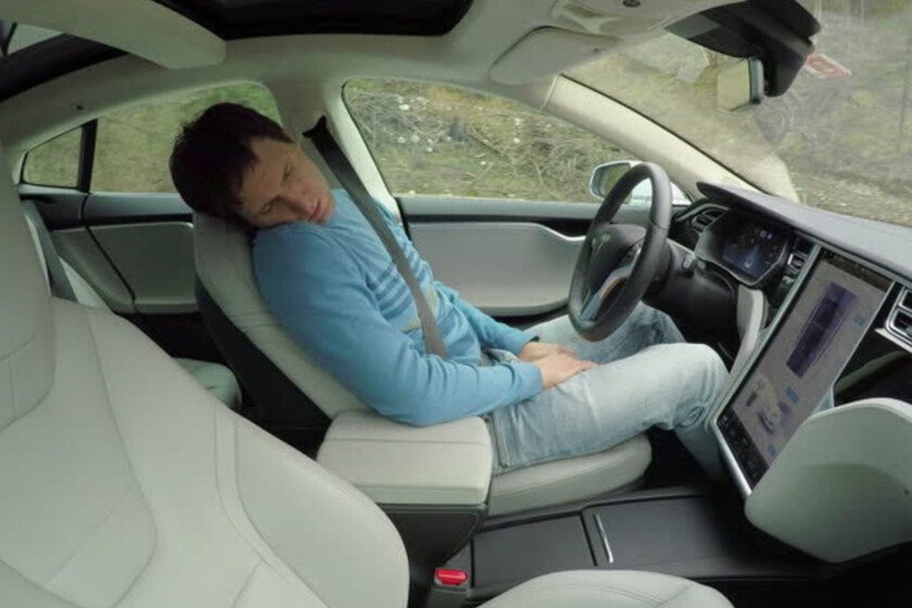 Accidente de tránsito involucró choque con patrulla