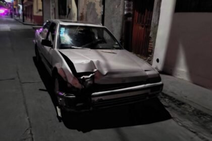 accidente en moroleon causa lesiones a dos mujeres