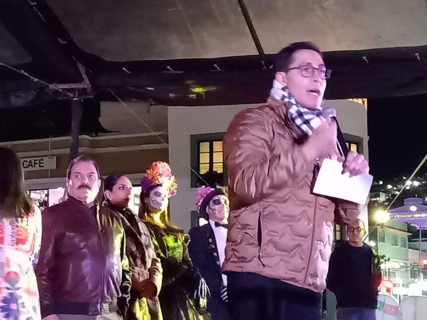 alcalde de pachuca informa sobre rina de ambulantes y destaca