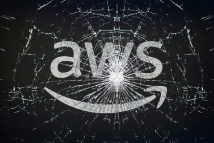 Amazon AWS, servicio que sufrió caídas y generó fallas en miles de páginas en México