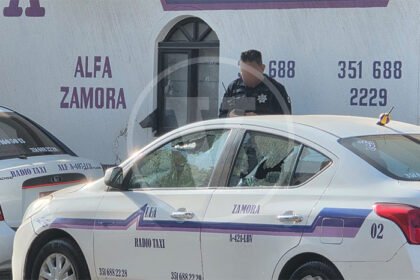 ataque armado y con bombas molotov a base de taxis