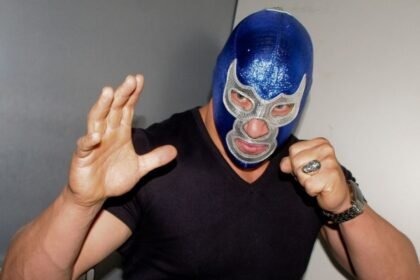 Blue Demon Jr. permanece en terapia intensiva, se actualiza su estado de salud