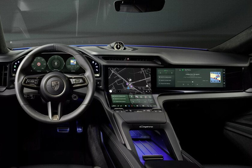 El Porsche Cayenne se transforma en eléctrico y presenta un interior dominado por pantallas