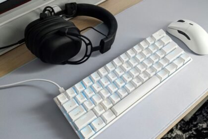 El usuario provoca polémica en la comunidad al mostrar sus dos monitores para PC