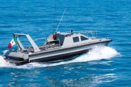 embargan embarcacion en sinaloa con 27 menores que viajaban desde