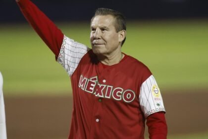 evander holyfield destaca a julio cesar chavez como el mejor