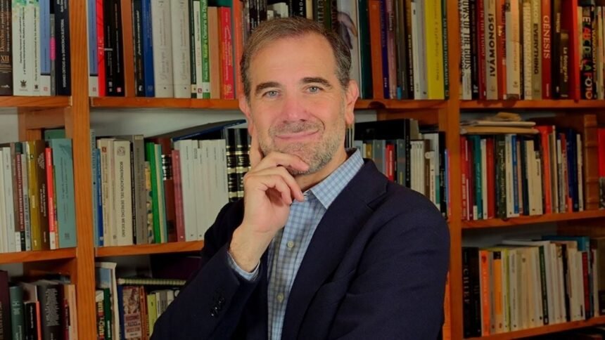 lorenzo cordova senala la cooptacion politica del ine como sintoma