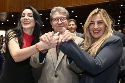 morena presenta las batichicas tras controversia por apoyo a harfuch