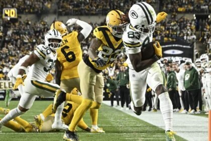 packers superan a steelers en el sunday night football liderados