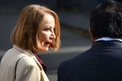 presidenta del senado solicita a estados unidos el levantamiento del