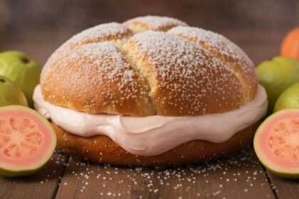 Recetas tradicionales: pan de muerto y conchas caseras para disfrutar en familia