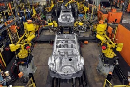 Reservas hasta noviembre generan preocupación por posibles paros en fábricas