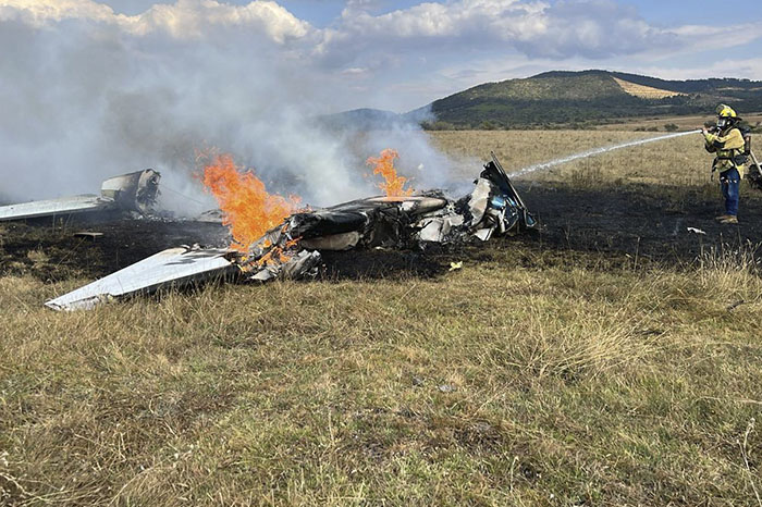 accidente aereo en purepero deja cinco personas lesionadas