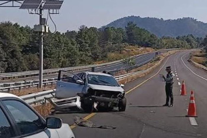 accidente de automobilista en la autopista siglo xxi deja un