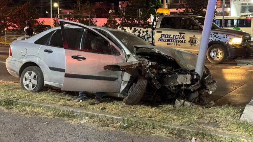 accidente en celaya causa cinco heridos en el eje clouthier
