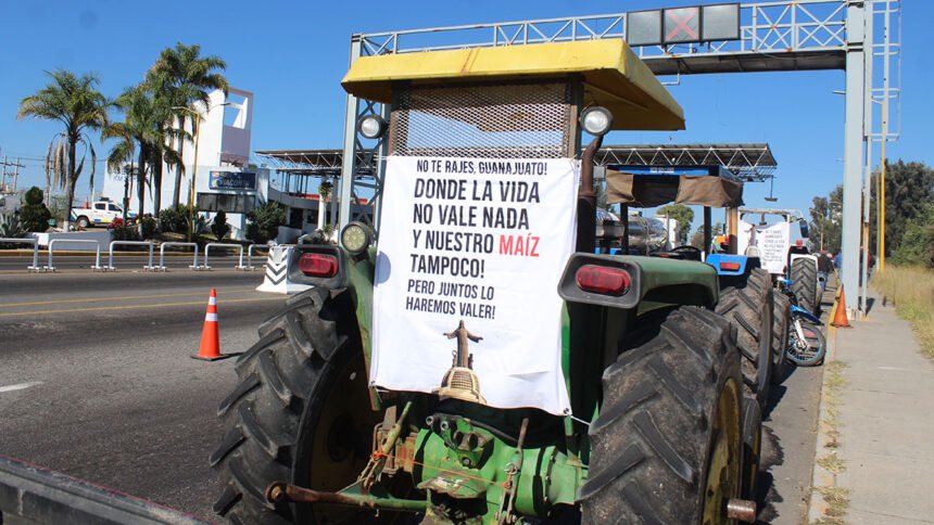 agricultores de leon facilitan acceso en caseta de leon aguascalientes durante