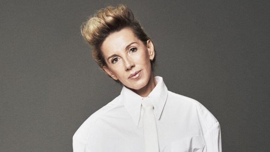 Ana Torroja retoma su carrera con el lanzamiento del sencillo "La Maleta"