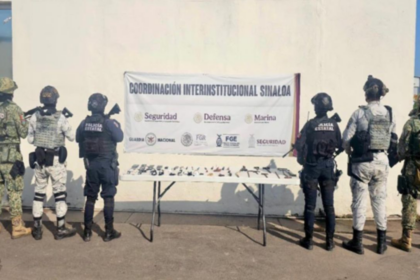 aseguran seis rifles en el aeropuerto de culiacan y desmantelan
