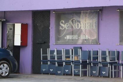 balacera en bar senorial provoca lesiones a mesera durante disputa
