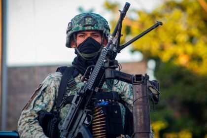 balacera en culiacan provoca la muerte de una mujer y