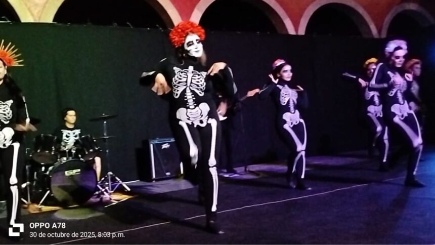banda fundadores y danza jazz celebran el dia de muertos