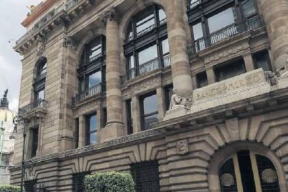 banxico reduce la tasa de interes en 25 puntos base