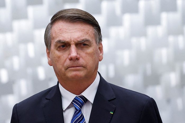 bolsonaro admite intento de romper tobillera electronica para evadir prision
