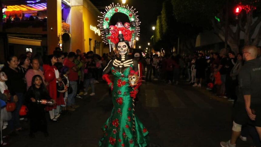 caminata del despertar de las animas en leon destaca por