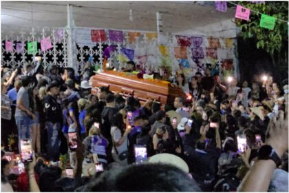 carlos manzo recibe homenajes en uruapan y morelia ante el