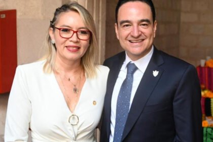 carlos soto impulsa la capacitacion de jovenes nicolaitas en zamora