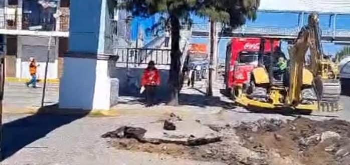 cierre de acceso a fraccionamiento por obras en santa catarina