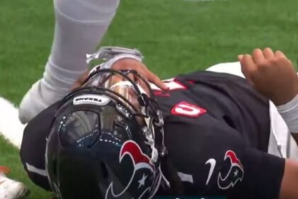 cj stroud qb de los texans sufre conmocion cerebral tras