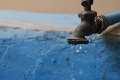 colonias de pachuca enfrentan desabastecimiento de agua por cortes y